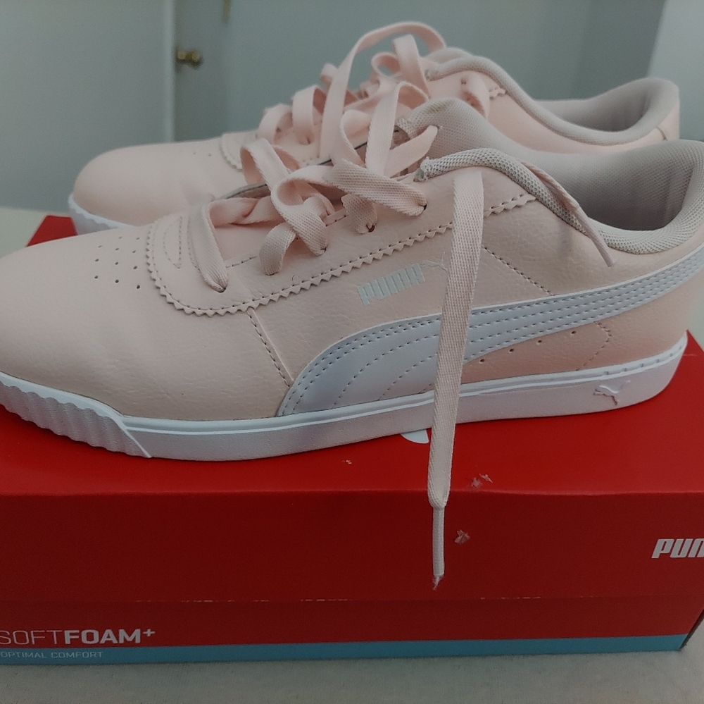 Puma Carina Slim Women's Sneakers